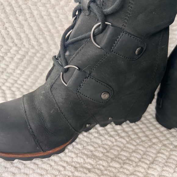 Sorel Black Women's Joan of Arctic - Picture 3 of 10